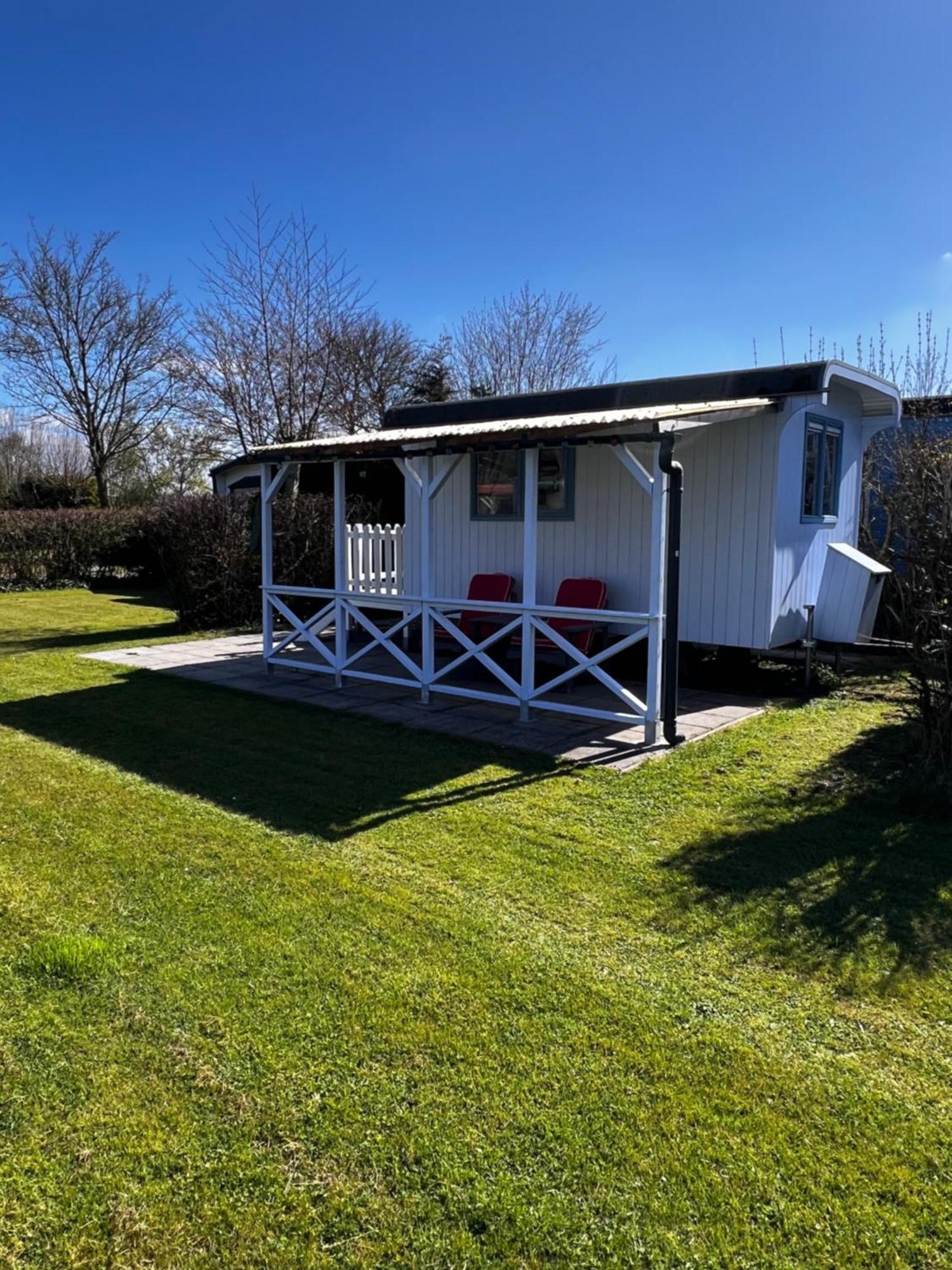 Shepherds Hut 우스트부르네 외부 사진